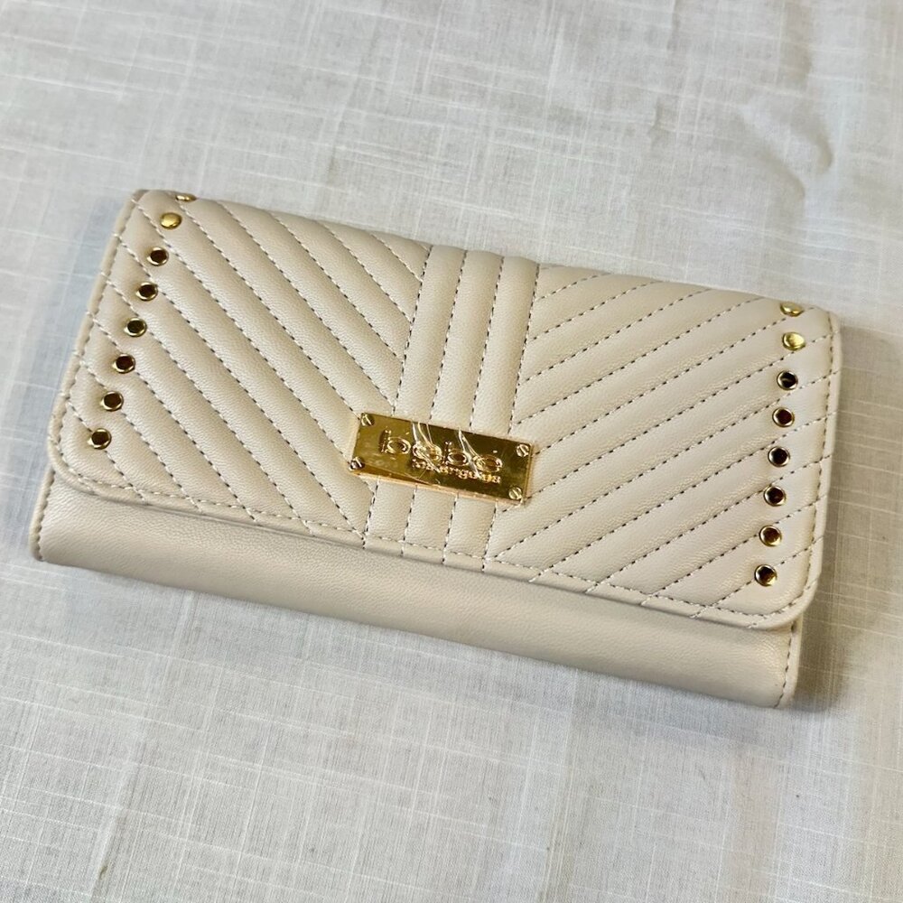 Bebe NWT Grey Hannah Tri-Fold Flap Wallet